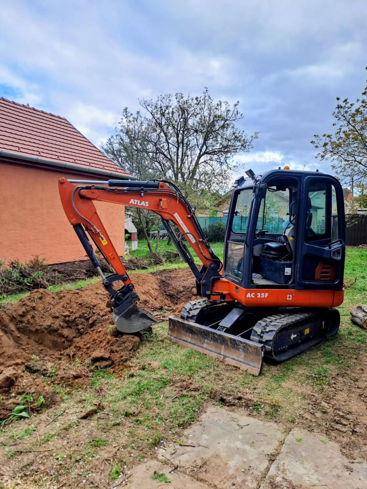 Gépi földmunka és szállítás